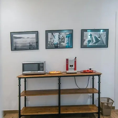 Bed & Breakfast Hub Ferroviario - 12 Posti Letto Per Il Tuo Gruppo A Con Wifi E Netflix