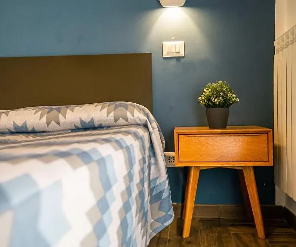 Hub Ferroviario - 12 Posti Letto Per Il Tuo Gruppo A Con Wifi E Netflix 4* 나폴리