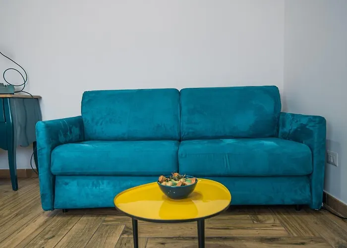 Hub Ferroviario - 12 Posti Letto Per Il Tuo Gruppo A Con Wifi E Netflix 4* 나폴리