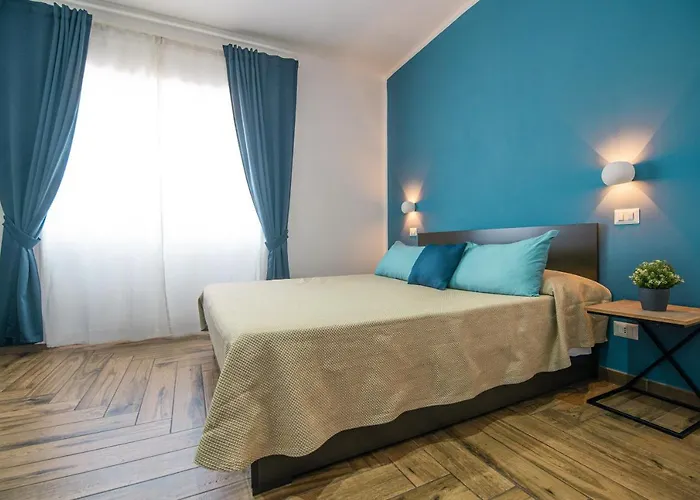 Hub Ferroviario - 12 Posti Letto Per Il Tuo Gruppo A Con Wifi E Netflix B&B 4*